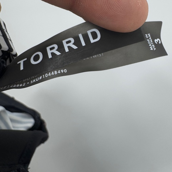 Torrid Tankini Swimsuit Top Flamingo Stripes Size 3X - Picture 5 of 5